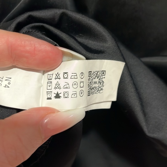 Zara Black T-Shirt - Picture 6 of 9